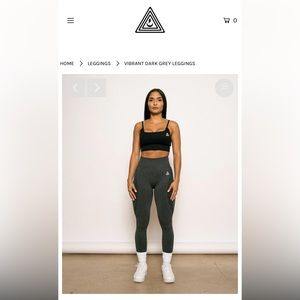 Vibrant, dark, gray leggings